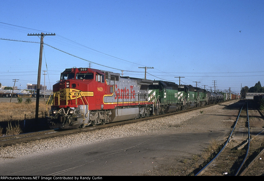 ATSF 869 on former WP 2nd Sub